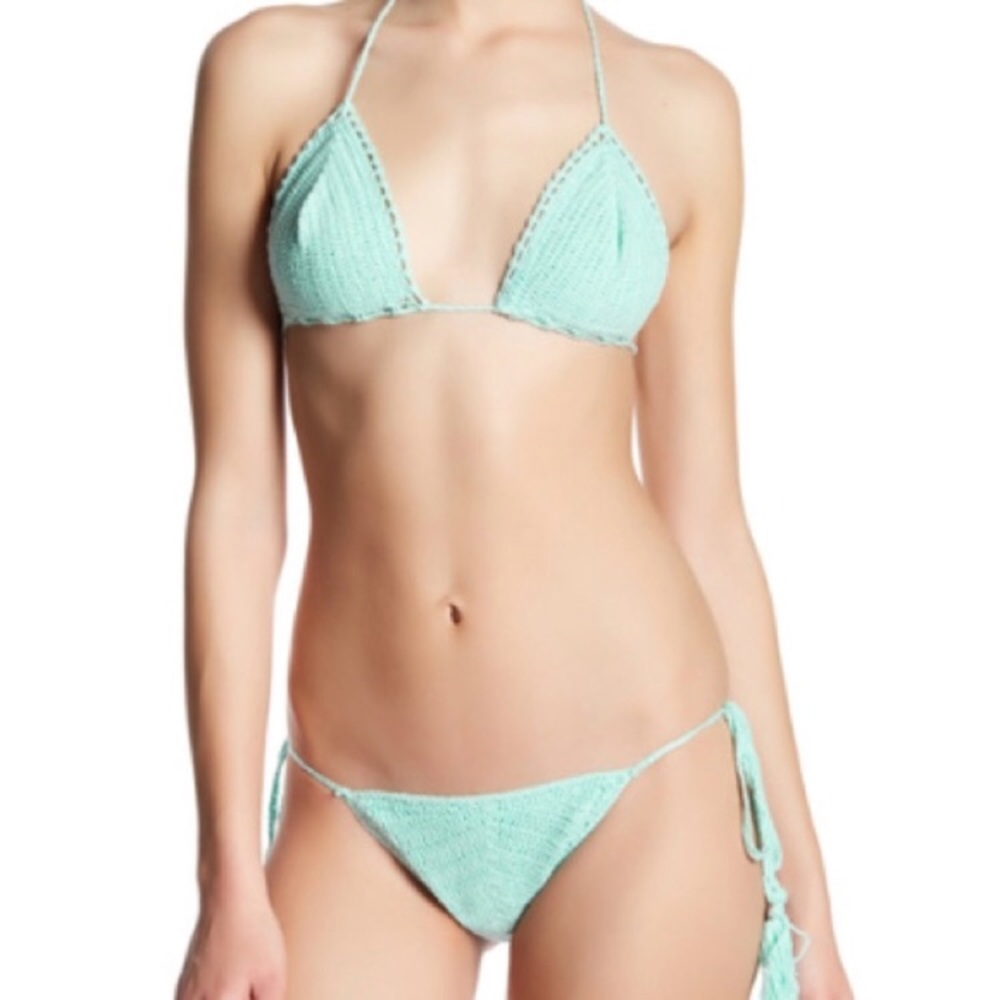 NWT Vitamin A mint night it’s crochet bikini small